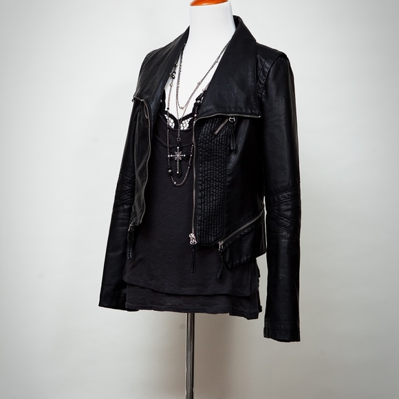 We The Free layered tee - Picture 6 of 9